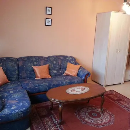 Aramis Apartments 아파트 *