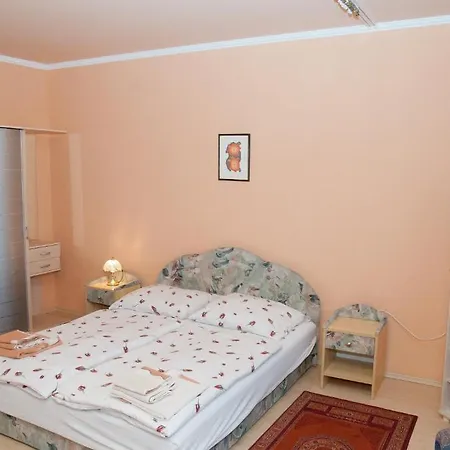 Aramis Apartments 아파트